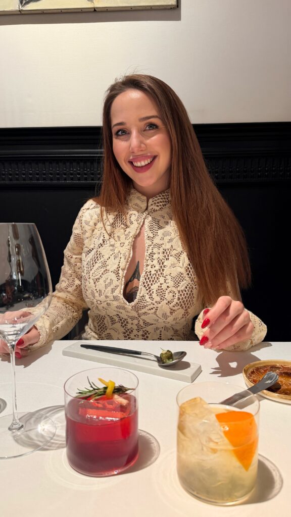 Lisa Lefèvre Sophisticated Blonde Beauty Belgium
